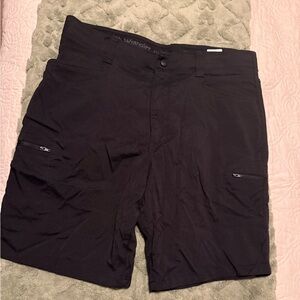 Wrangler Men's Black Hybrid Shorts with Zipper Pockets